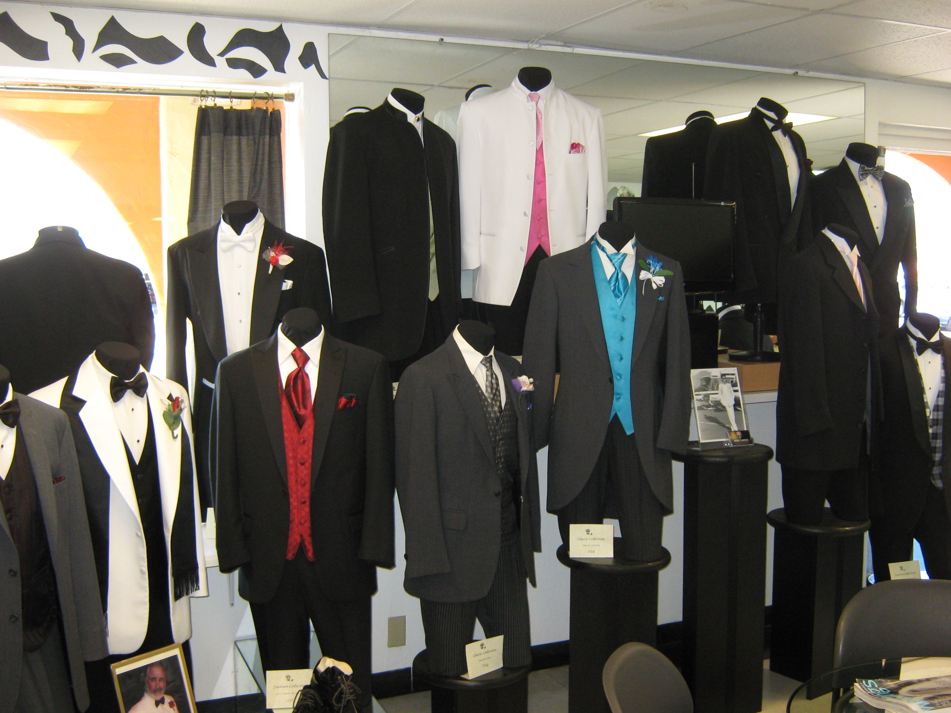 Classy suit for your class reunion – Rose Tuxedo: Wedding Tuxedo-Quince ...